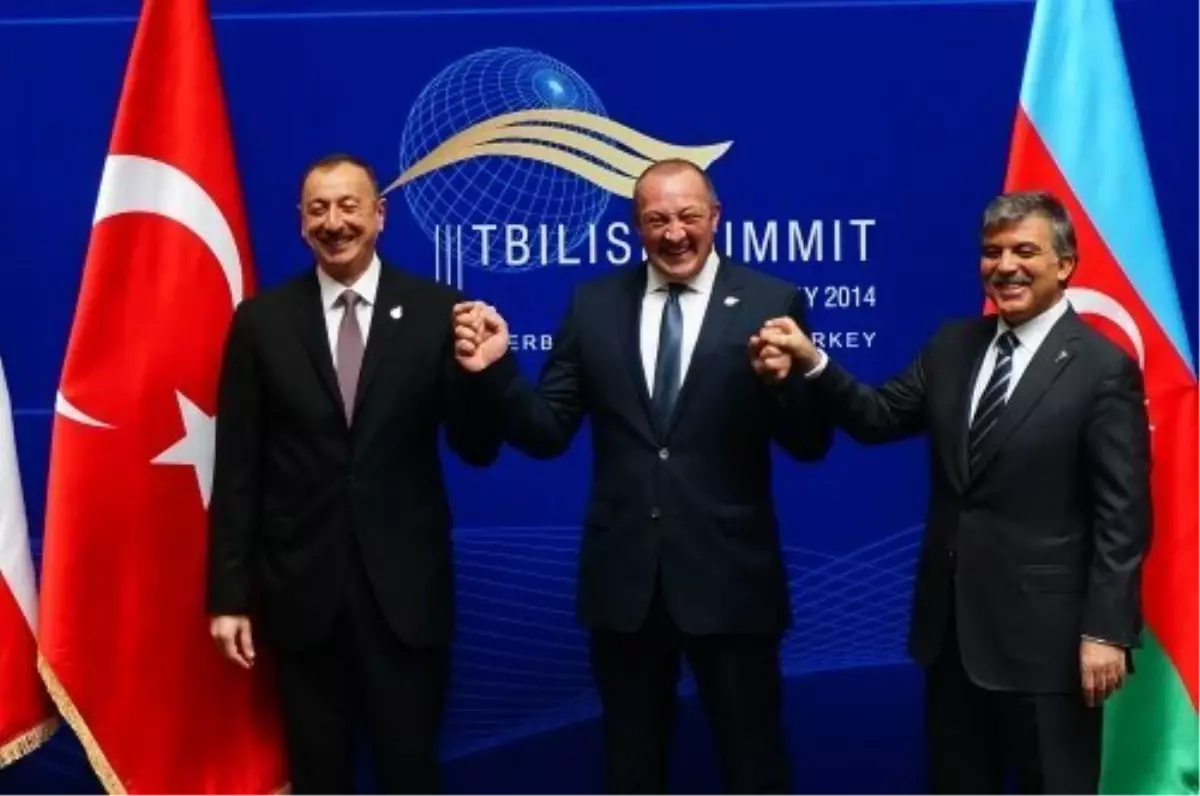 Gül: Türkiye\'nin, Gürcistan ve Azerbaycan ile İkili İlişkileri Çok İleri Seviyede