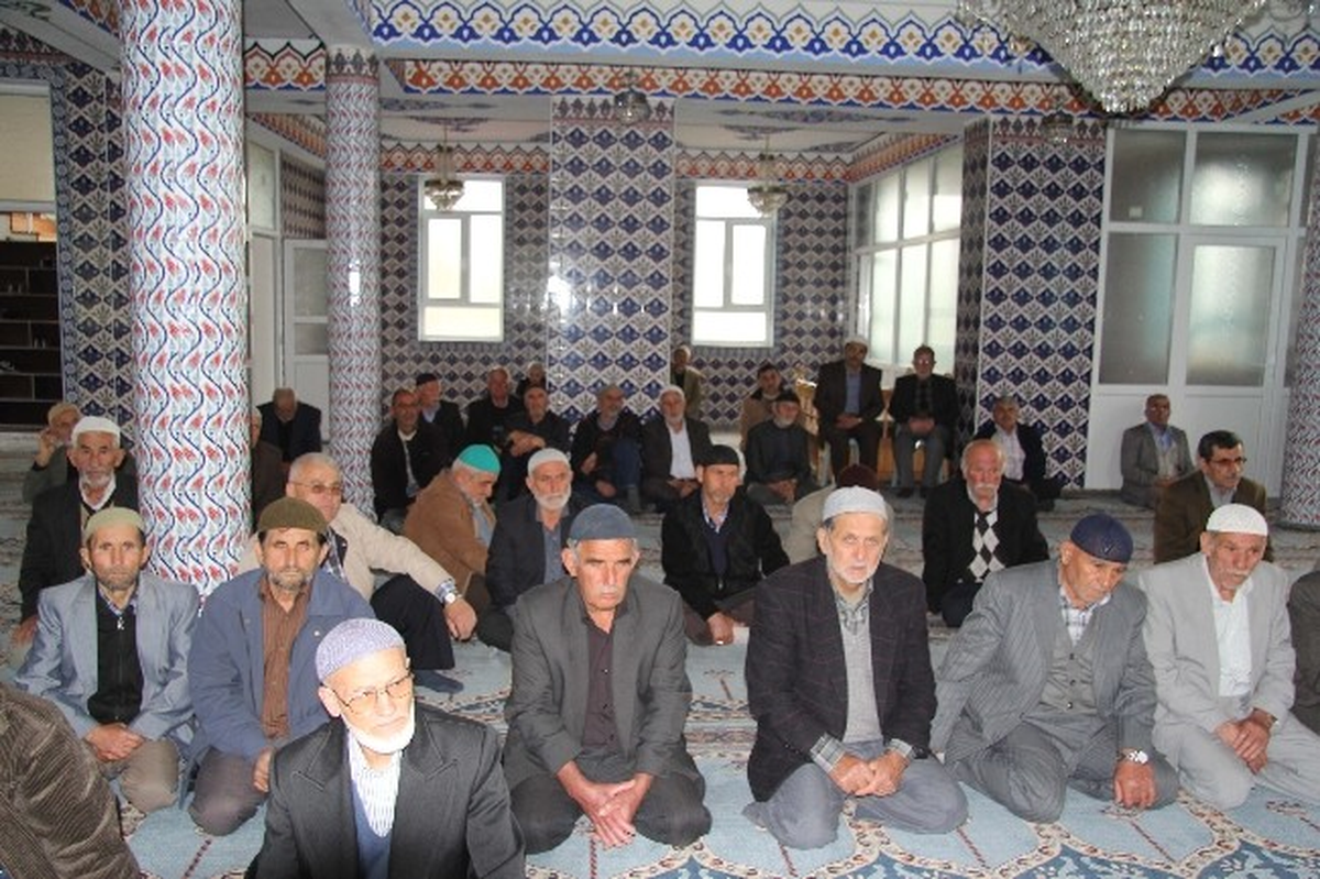 Hendek Yukarı Çalıca\'da Anma
