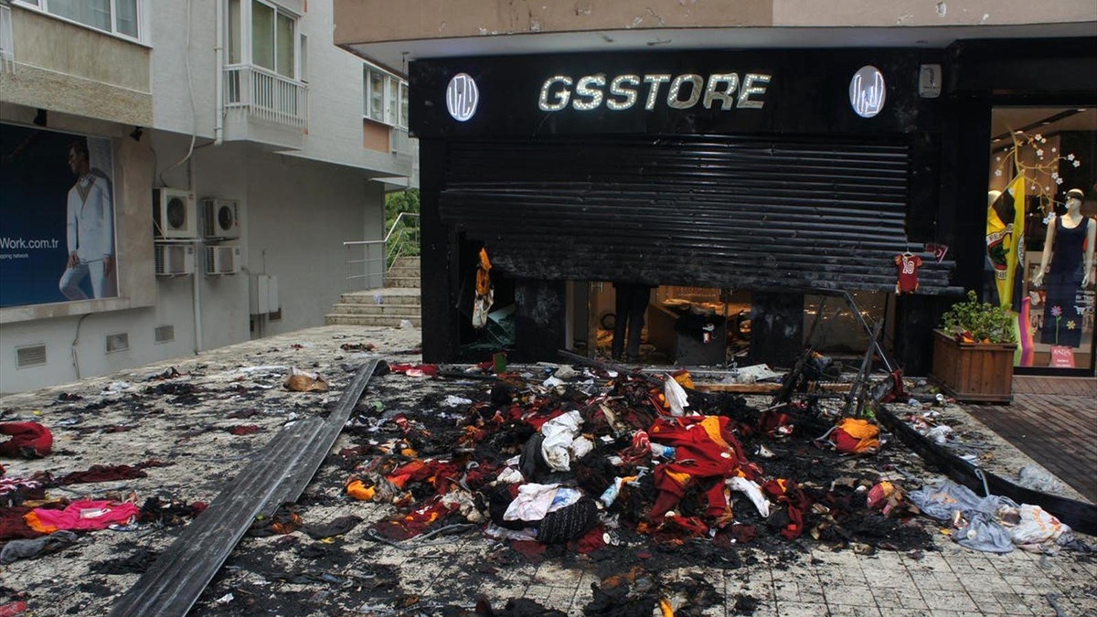 İstanbul Emniyeti\'nden Derbi ve Gs Store Açıklaması