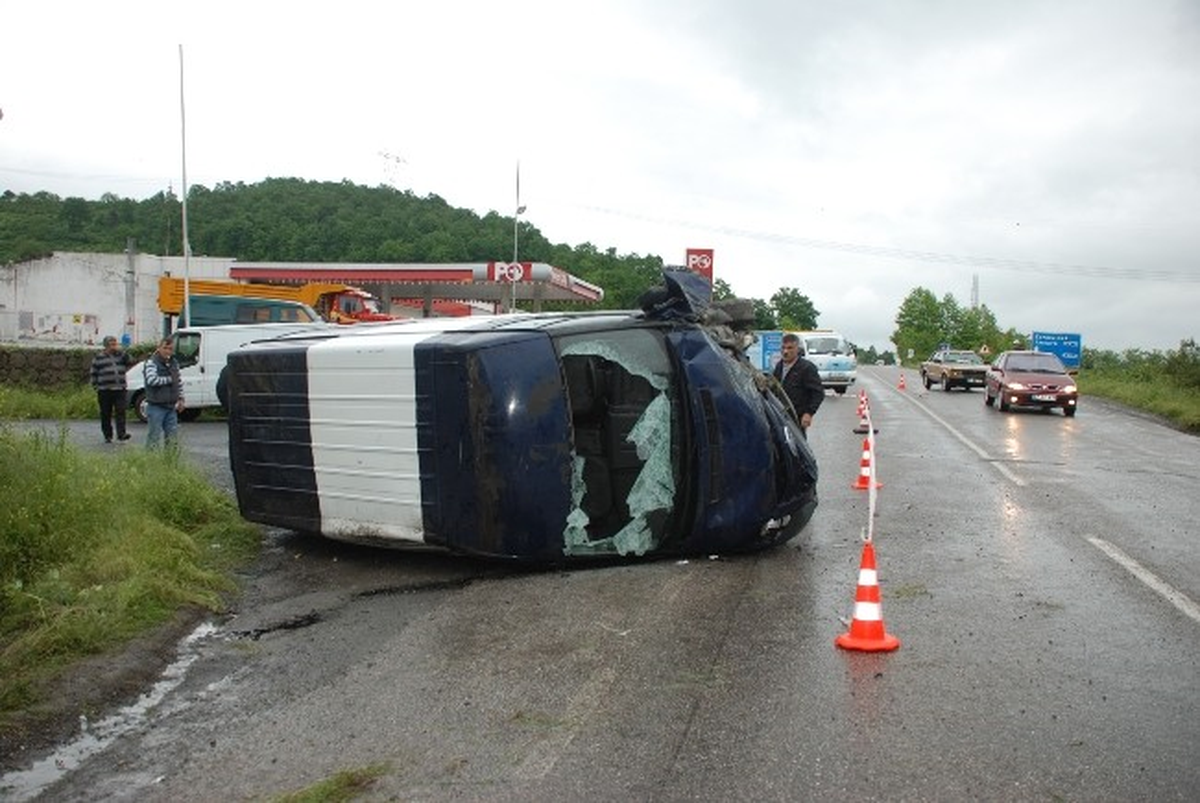 Ereğli\'de Trafik Kazası: 2 Yaralı