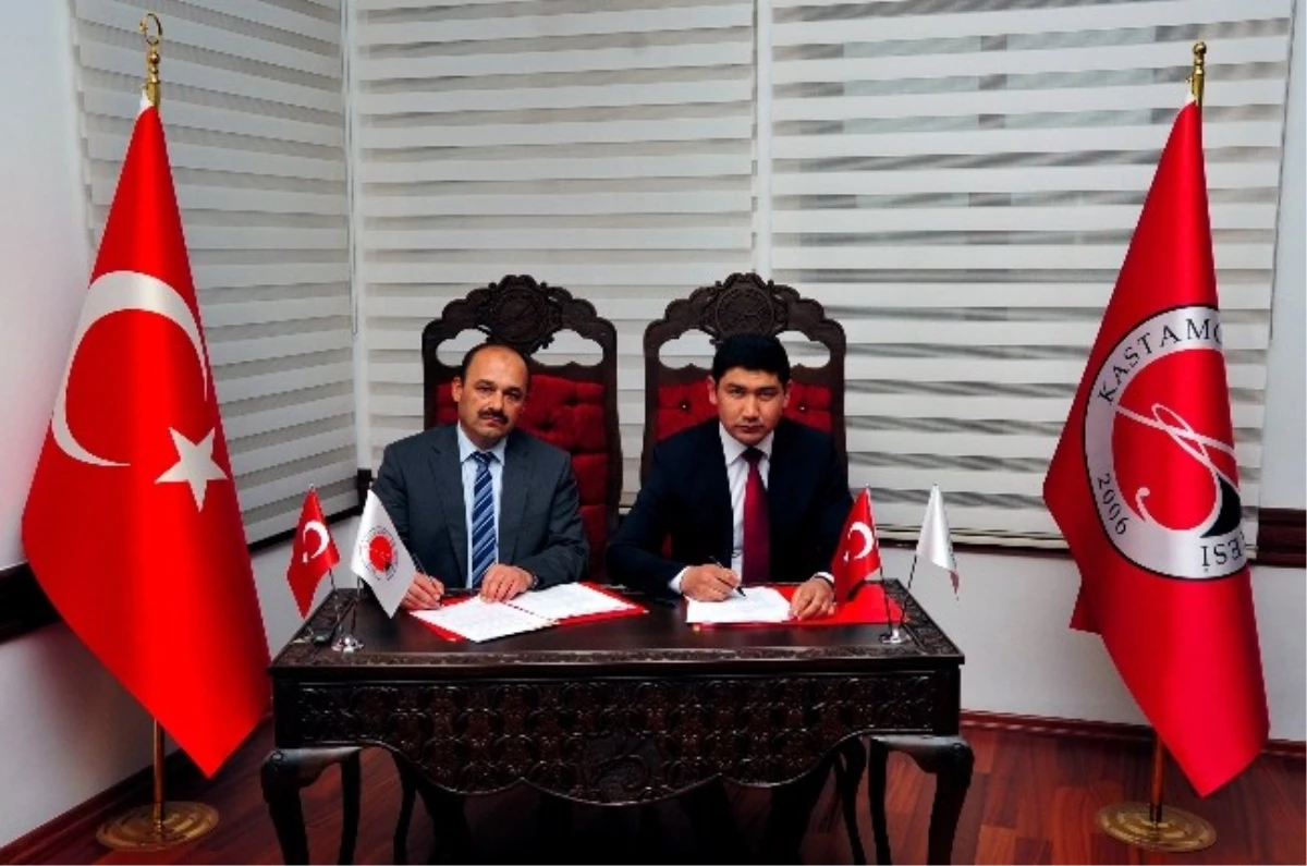 Kü, Türk Dünyası Üniversiteleri ile Anlaşmalarına Yenilerini Ekledi