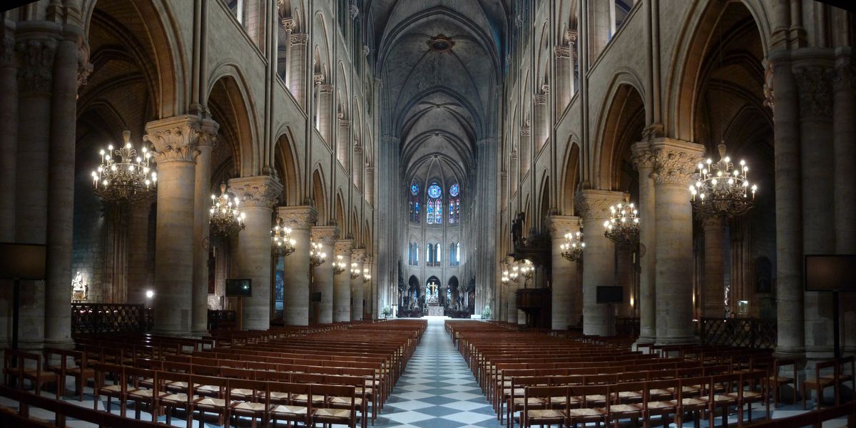 Notre-Dame Katedrali Philips ile Daha Işıltılı