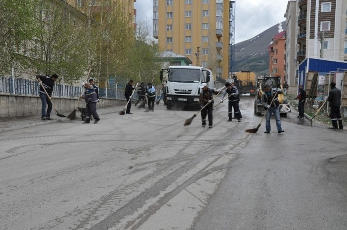 Palandökende Bahar Temizliği