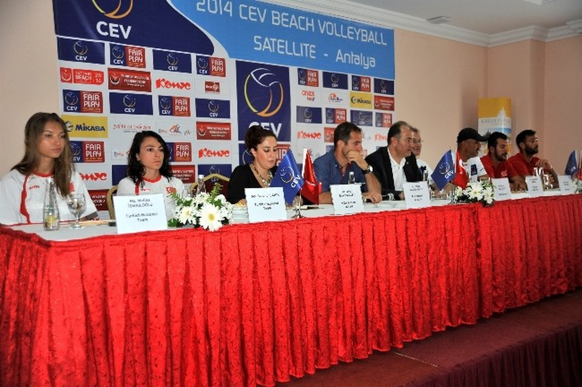 Satellite Plaj Voleybolu Avrupa Şampiyonası, Antalya\'da Yapılacak