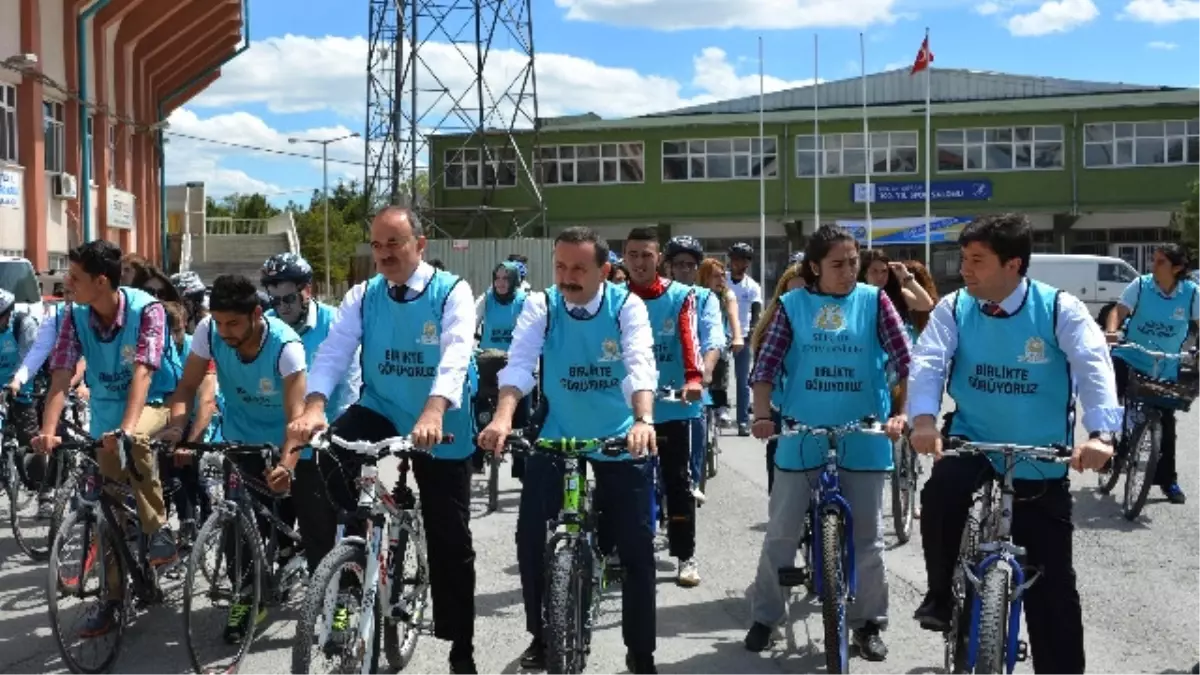 Sü\'de "Birlikte Görüyoruz" Projesi