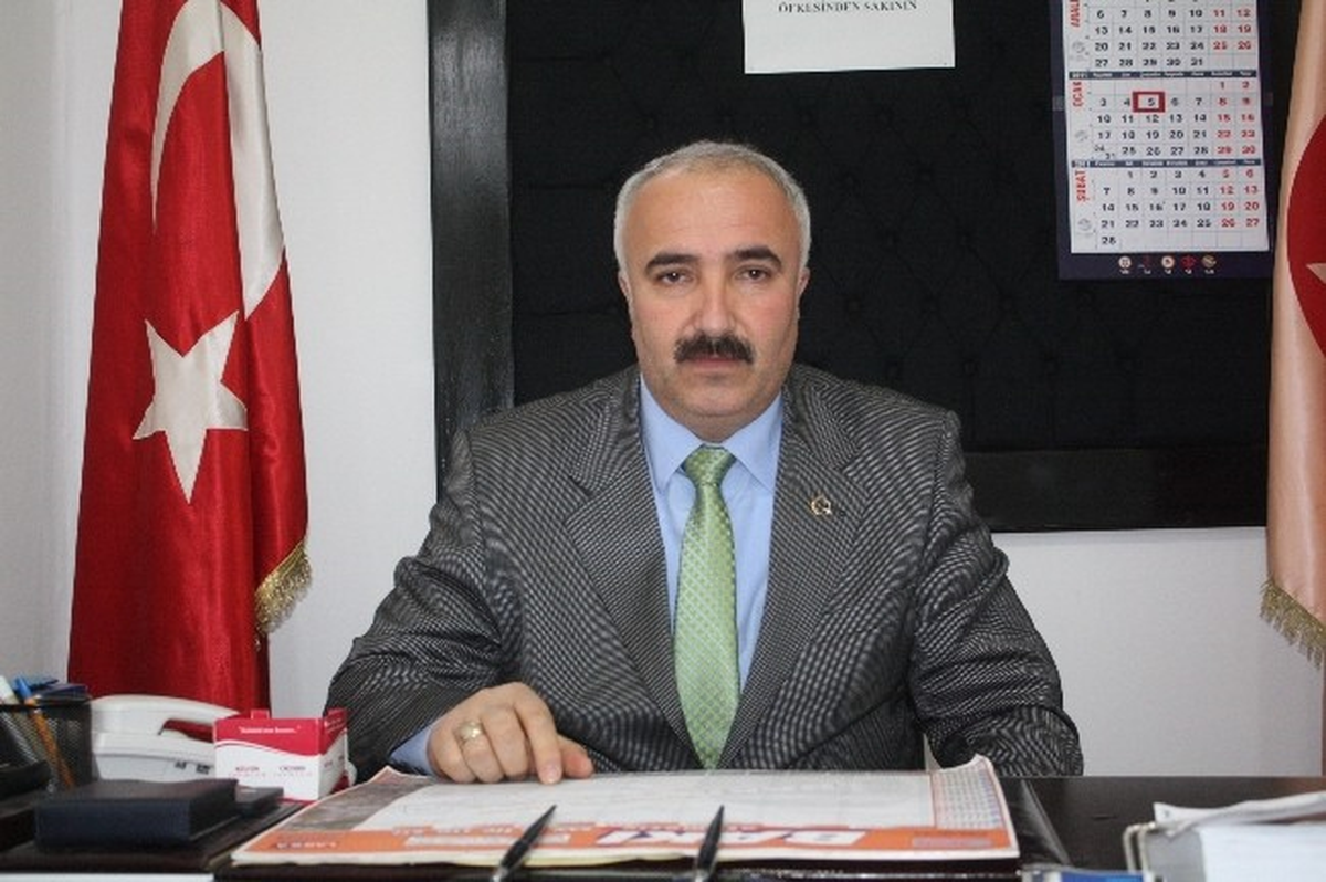 Tütüncü: "Konsey Oyun Peşinde"