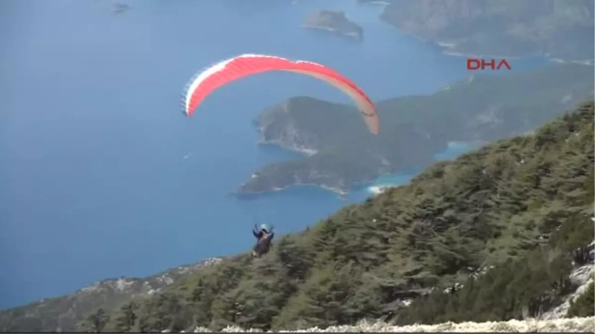 Yolcusunu Düşüren Paraşüt Pilotuna Yeniden Hapis Yolu