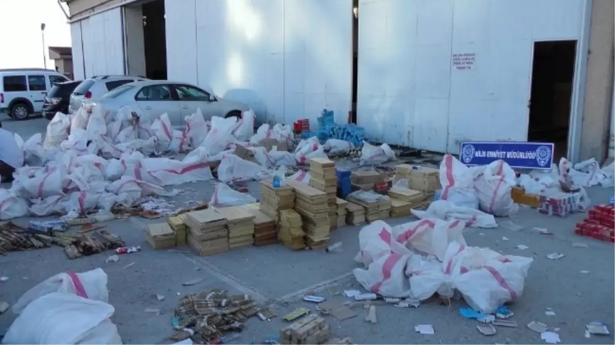 50 Bin 307 Adet Muhtelif Markalarda Atölye Parçası Ele Geçirildi