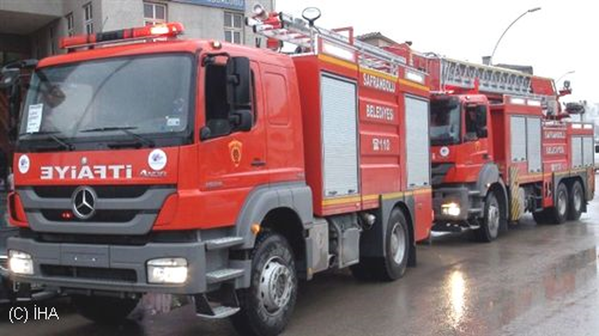 Adilcevaz\'a Yeni Hizmet Araçları Alındı