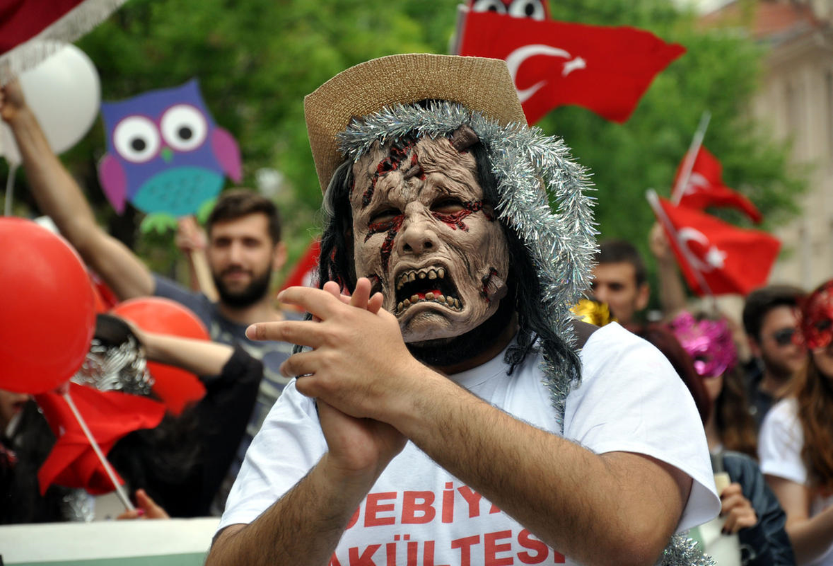 Anadolu Üniversitesi Bahar Şenliği" Başladı