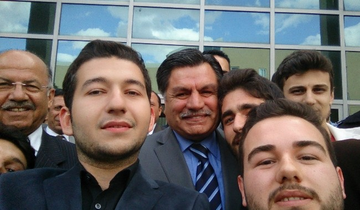 Aym Başkanı Kılıç, Öğrencilerle Selfie Çektirdi