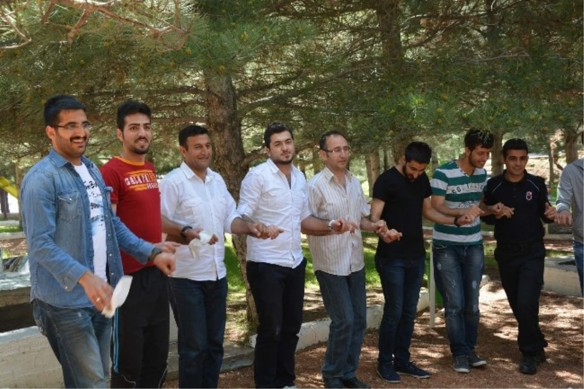 Kırşehir\'de Bingöllü Öğrenciler Piknikte Buluştu
