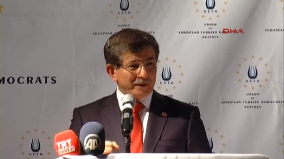 Davutoğlu, Gauck\'a Viyana\'dan Yanıt Verdi Bizden Saygı Görmek İsteyen, Bize Saygı Gösterecek