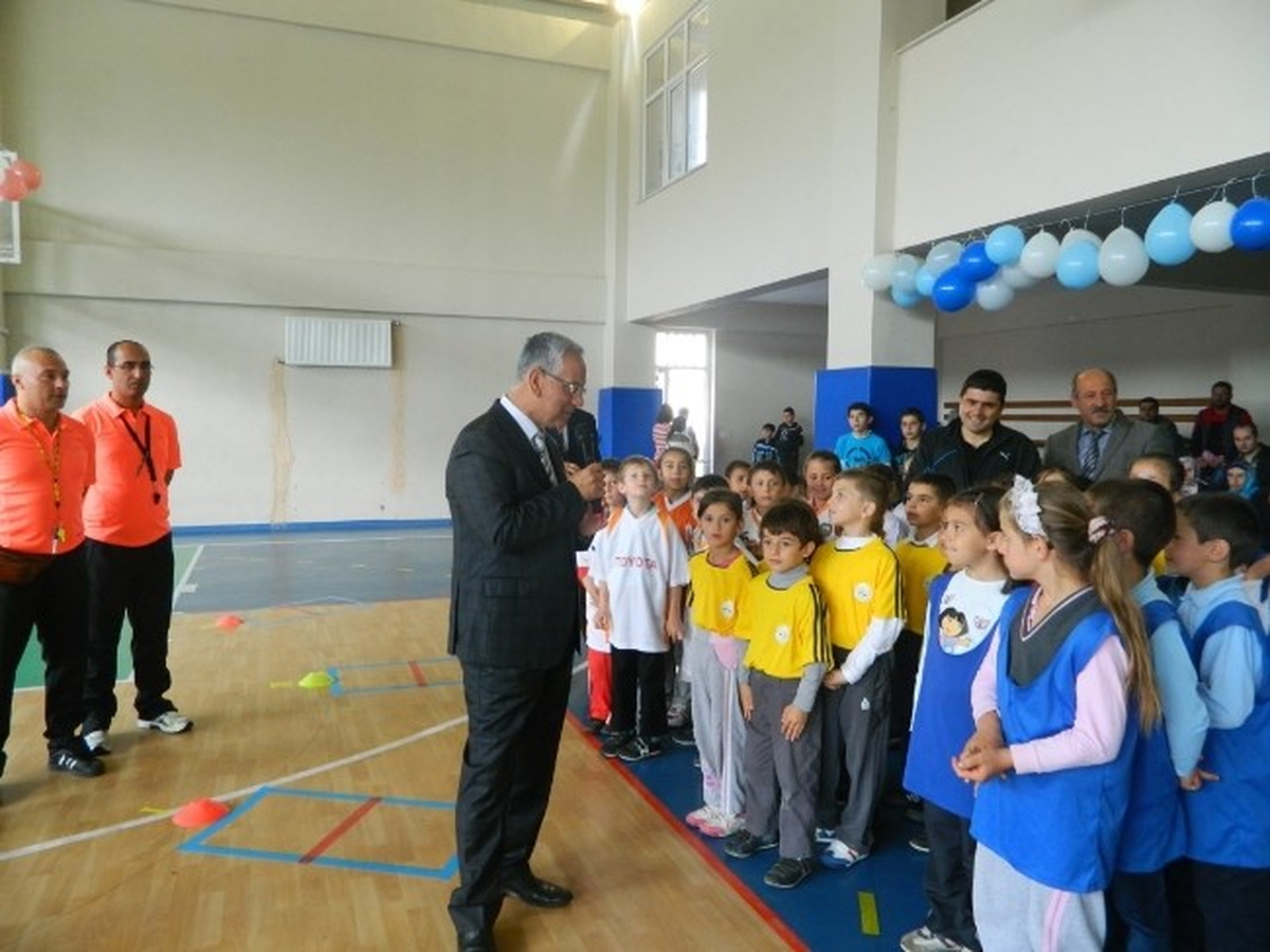 Erenler\' de 520 Öğrencinin Katılımıyla Oyun Şenliği Etkinliği Düzenlendi