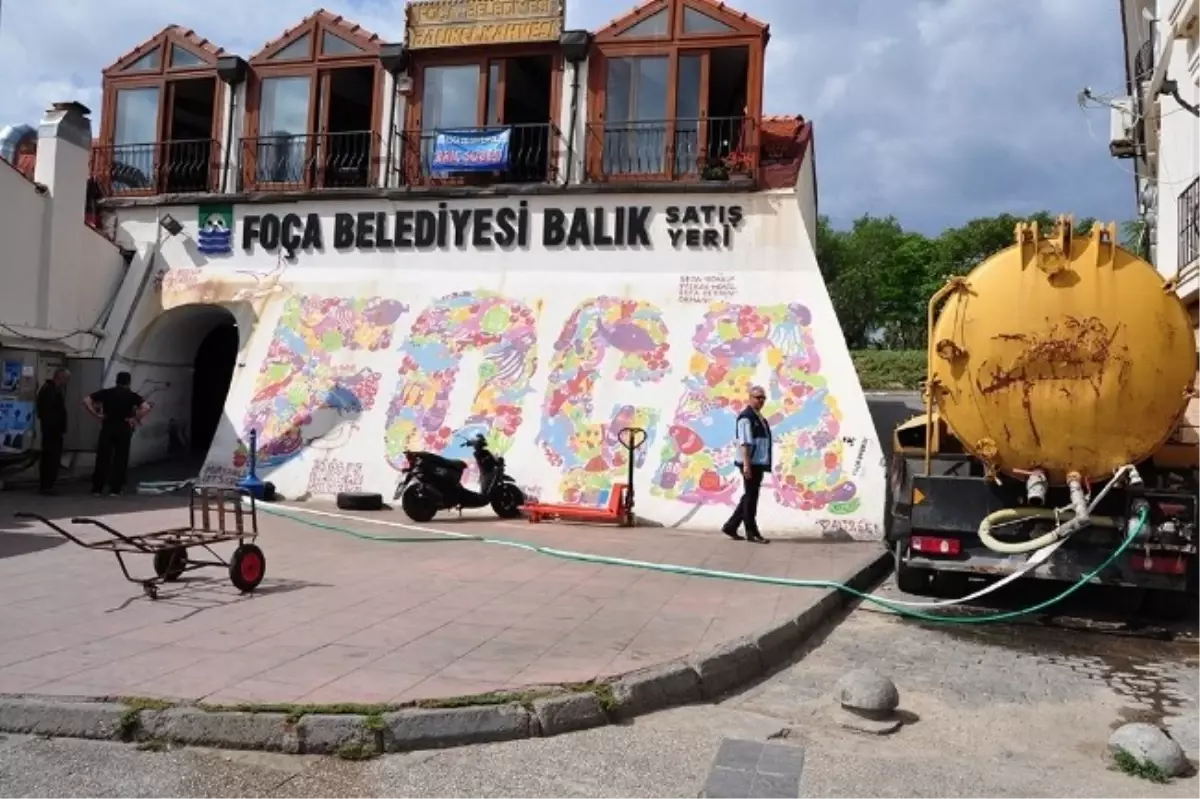 Foça Balık Hali Yaz Sezonuna Hazır