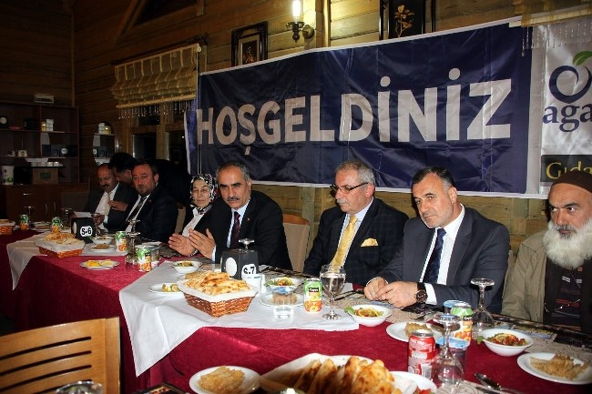 Hayat Ağacı Derneği Yönetimi Yemekte Bir Araya Geldi
