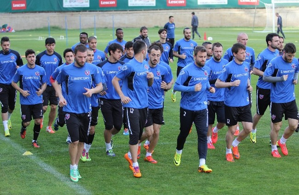 Kardemir Karabükspor\'da, Fenerbahçe Maçı Hazırlıkları
