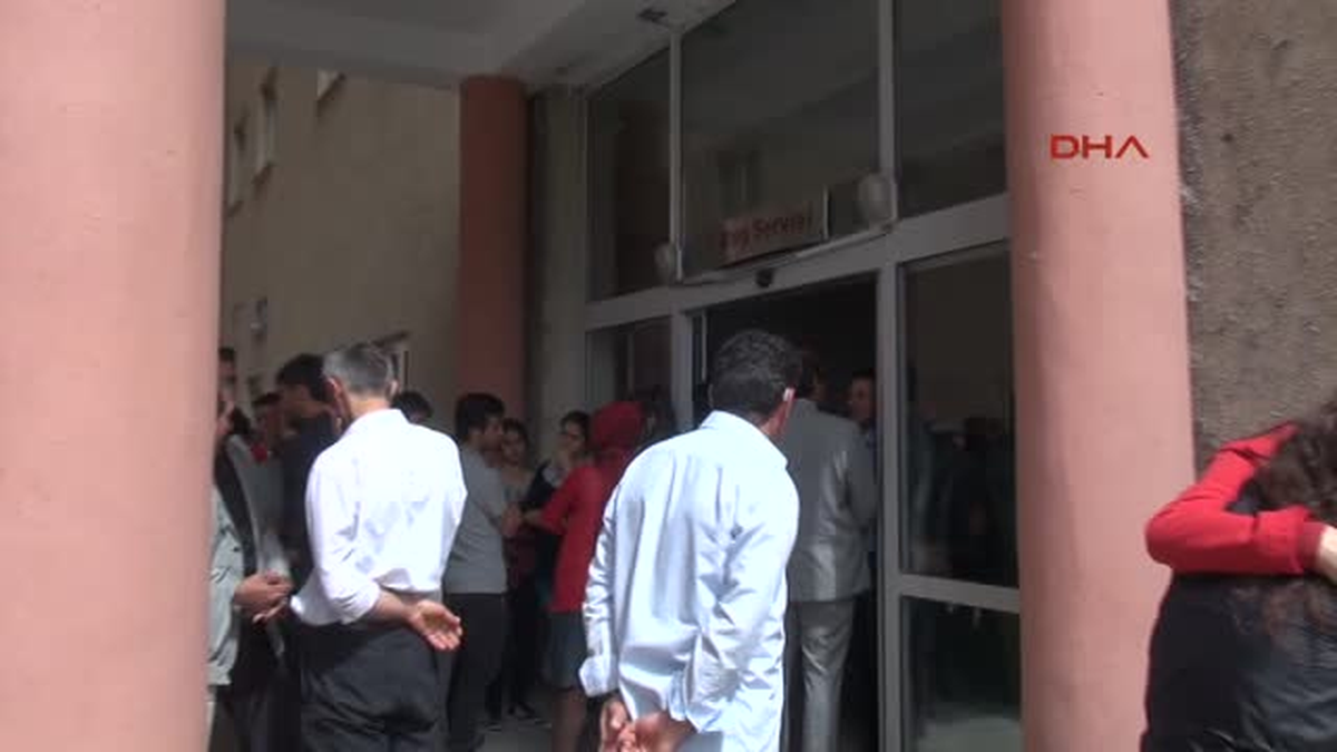 Liseli Kız Uçuruma Atlayarak İhtihar Etti