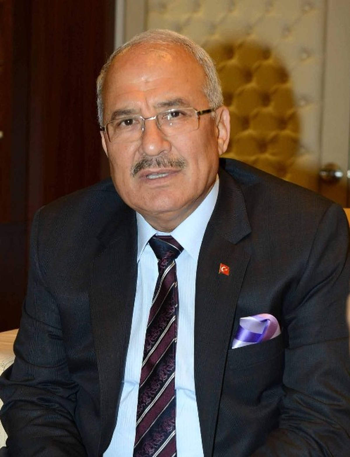MHP\'li Kocamaz: Mersin Büyükşehir Belediyesi 1980 Model