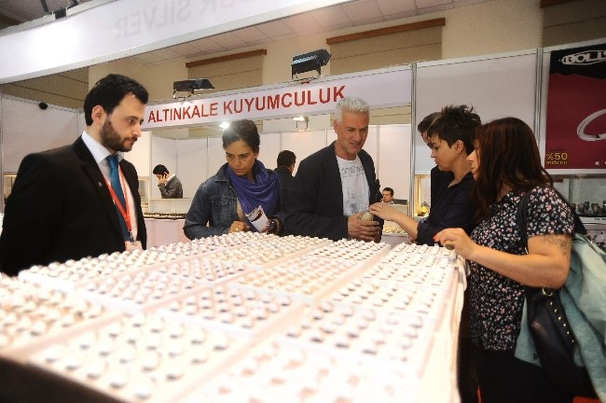 Outlet Mücevher Fırsat Günleri Anneler İçin Başladı