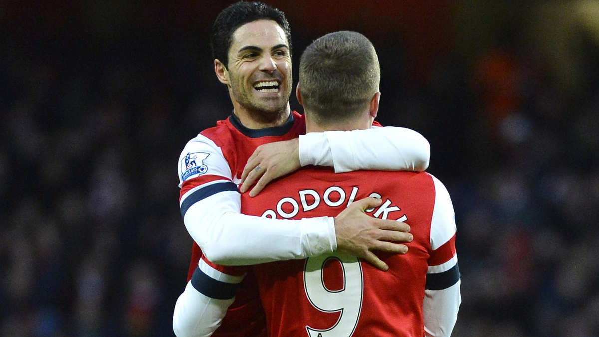 Arsenal\'in Yıldızları Atılan Tweetleri Ciddiye Alırsa...