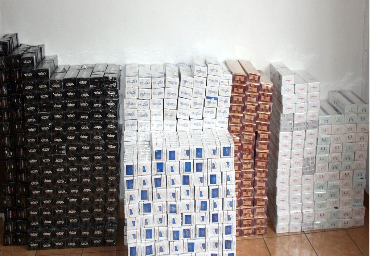 Sarıkamış\'ta 25 Bin Paket Kaçak Sigara Ele Geçirildi