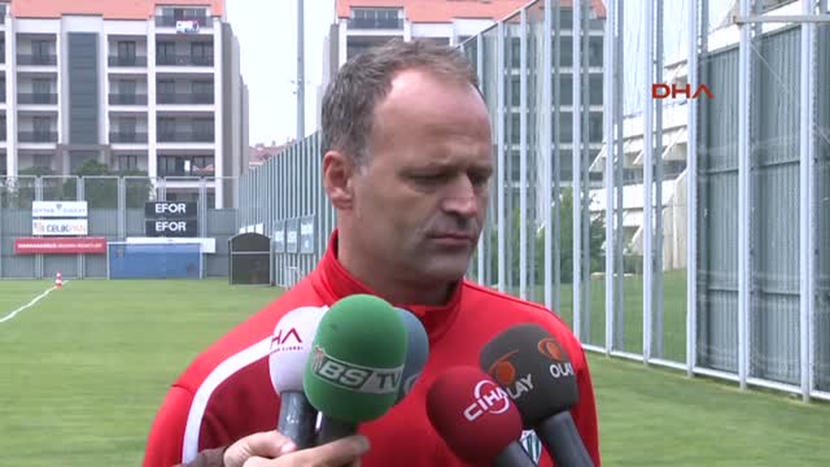 Bursaspor Teknik Direktörü İrfan Buz İyi Futbolla 3 Puan Almak İstiyoruz