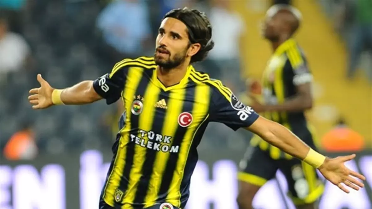 Fenerbahçeli Alper Potuk Akhisar Maçının Yolculuğunu Kamerasıyla Çekti