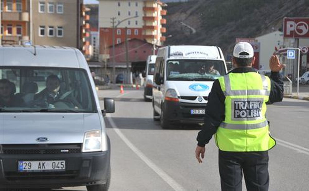 Gümüşhane\'de Radar ve Kemer Denetimleri Meyvesini Verdi