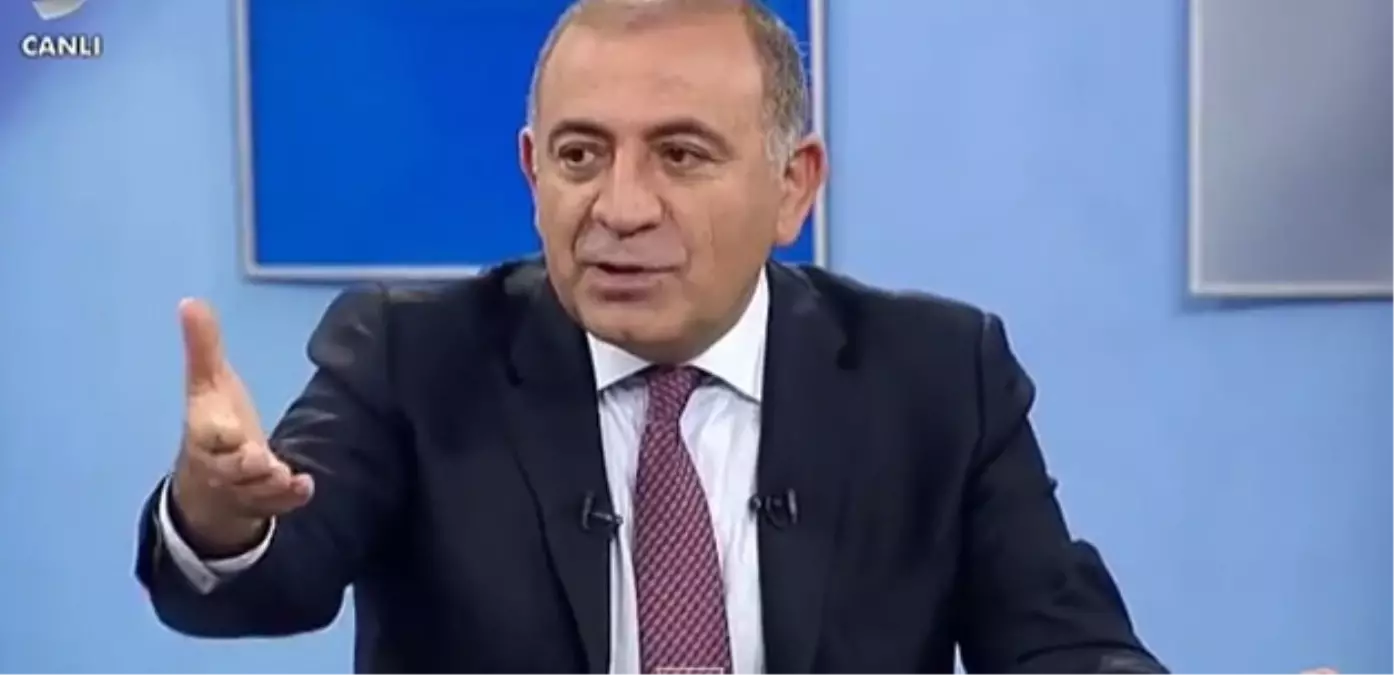 Gürsel Tekin\'den Şaşırtan "Kedi" Çıkışı