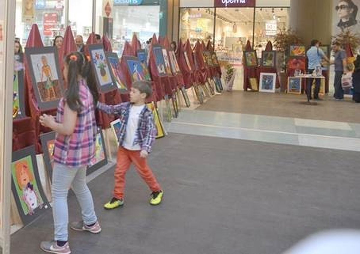 Minik Ressamlardan Usta İşi Tablolar