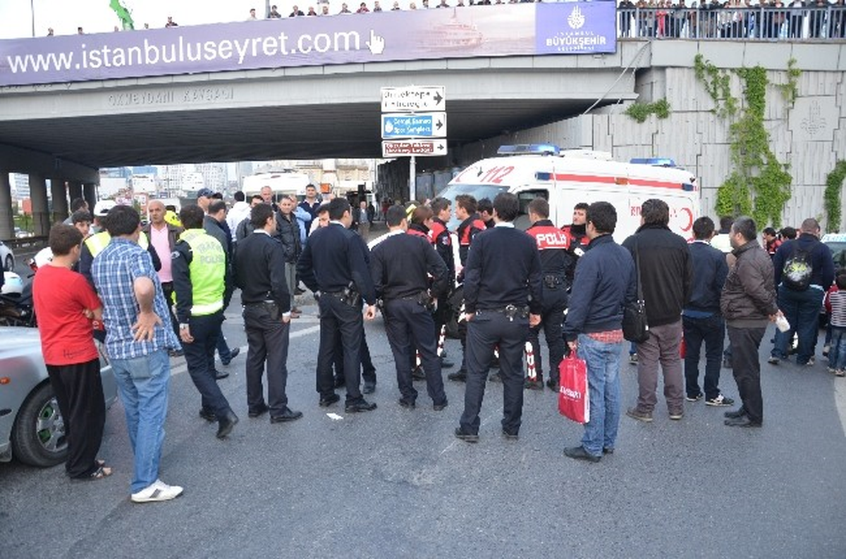 Motorize Polis Ekipleri Kaza Yaptı : 1 Yaralı