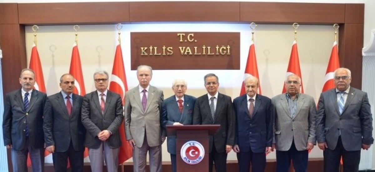 Prof. Dr. Alaeddin Yavaşça ve Yoyav Yönetimi Vali Tapsız\'ı Ziyaret Etti