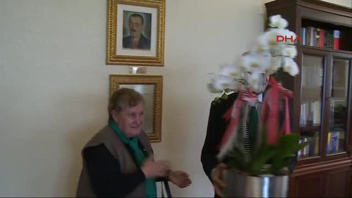 Seyit Hacı Kureyş Dergahı Başkanı ve Yönetim Kurulu Üyeleri, Kılıçdaroğlu\'nu Ziyaret Etti