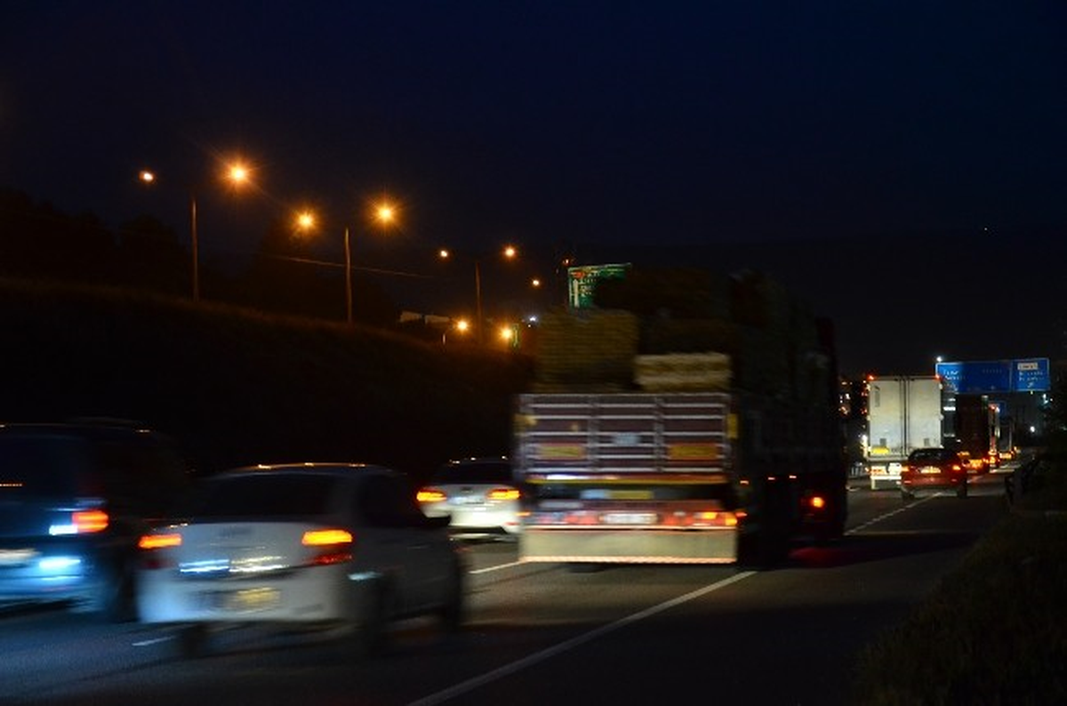 Tem\'deki Yol Bakım Çalışmaları Sürücüleri İsyan Ettirdi
