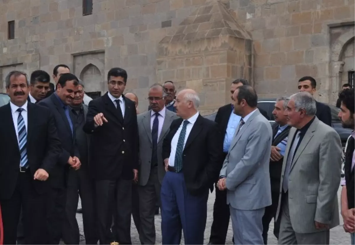 Bitlis Valisi Öztürk\'ten Başkan Gürsoy\'a Ziyaret