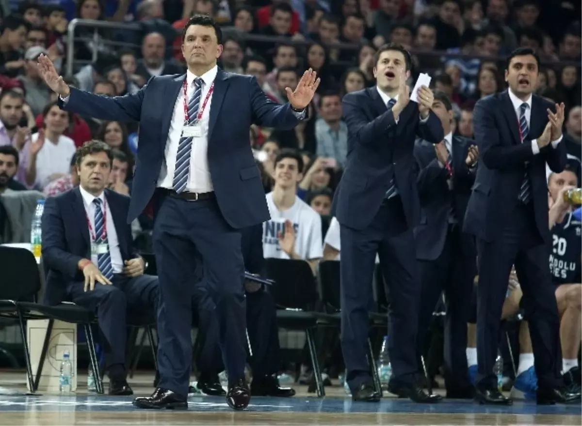 Anadolu Efes, Sarar ile Sözleşmesini Uzattı