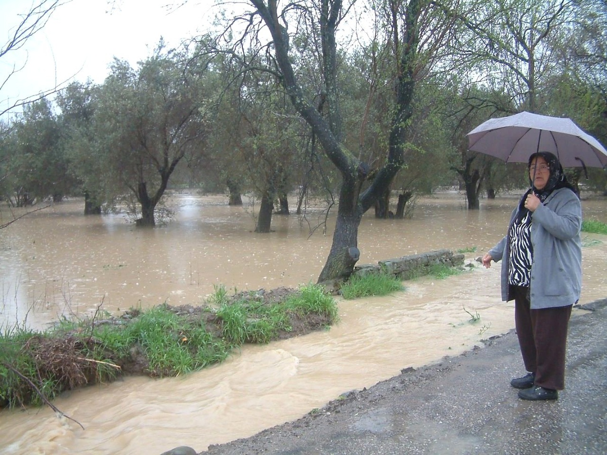 Meteorolojiden Kuvvetli Yağış Uyarısı