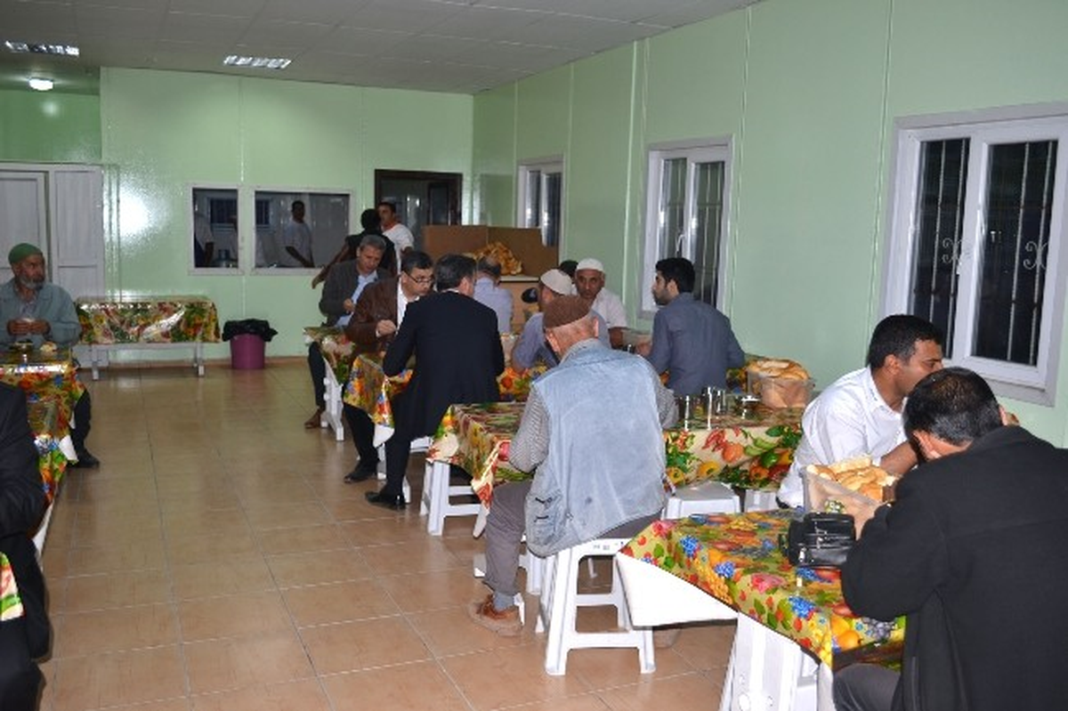 Başkan Güvenç Çorba Evi\'nde Vatandaşların Sorunlarını Dinledi.