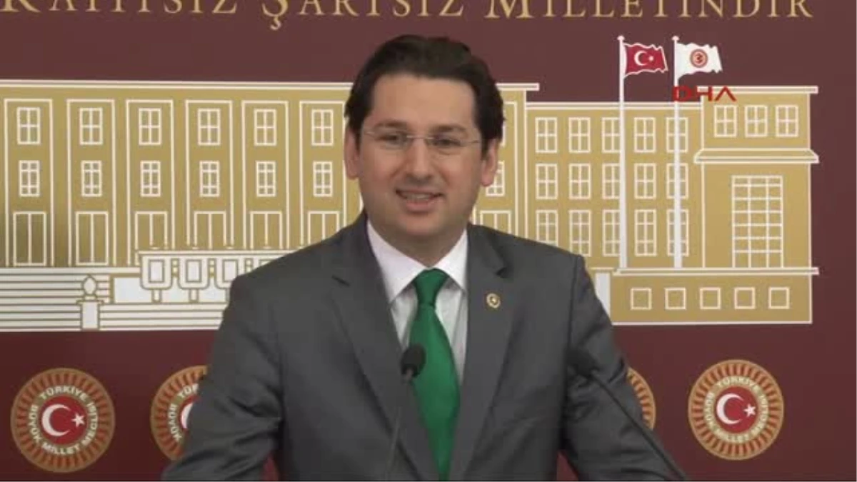 CHP Bursa Milletvekili Aykan Erdemir, Bursa\'nın Mudanya İlçesinde, Seçim Kampanyasının Başladığı...