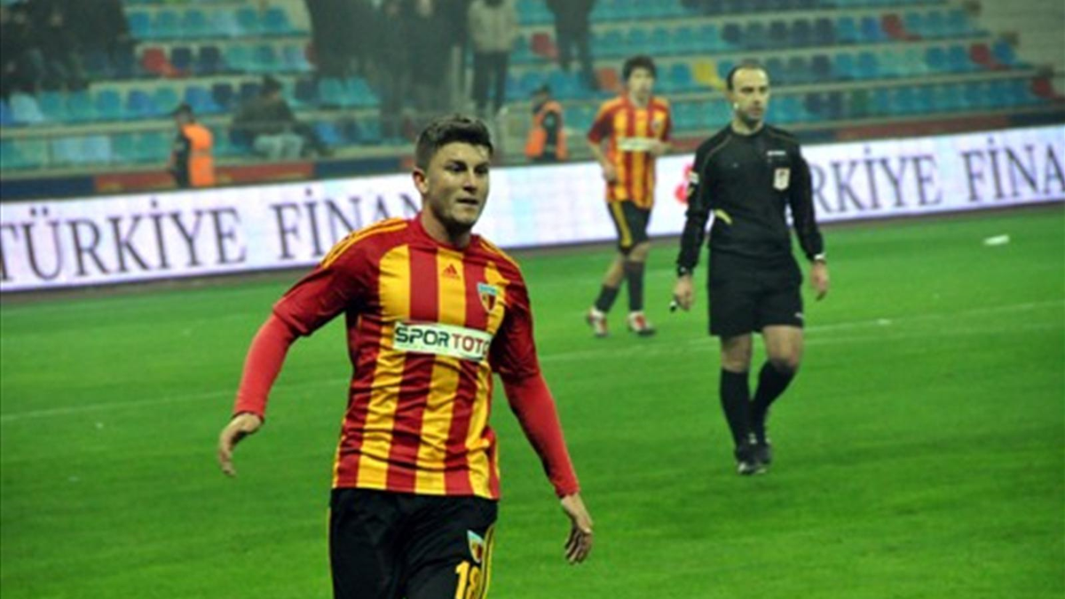 Fenerbahçe\'nin Hedefi Sefa Yılmaz