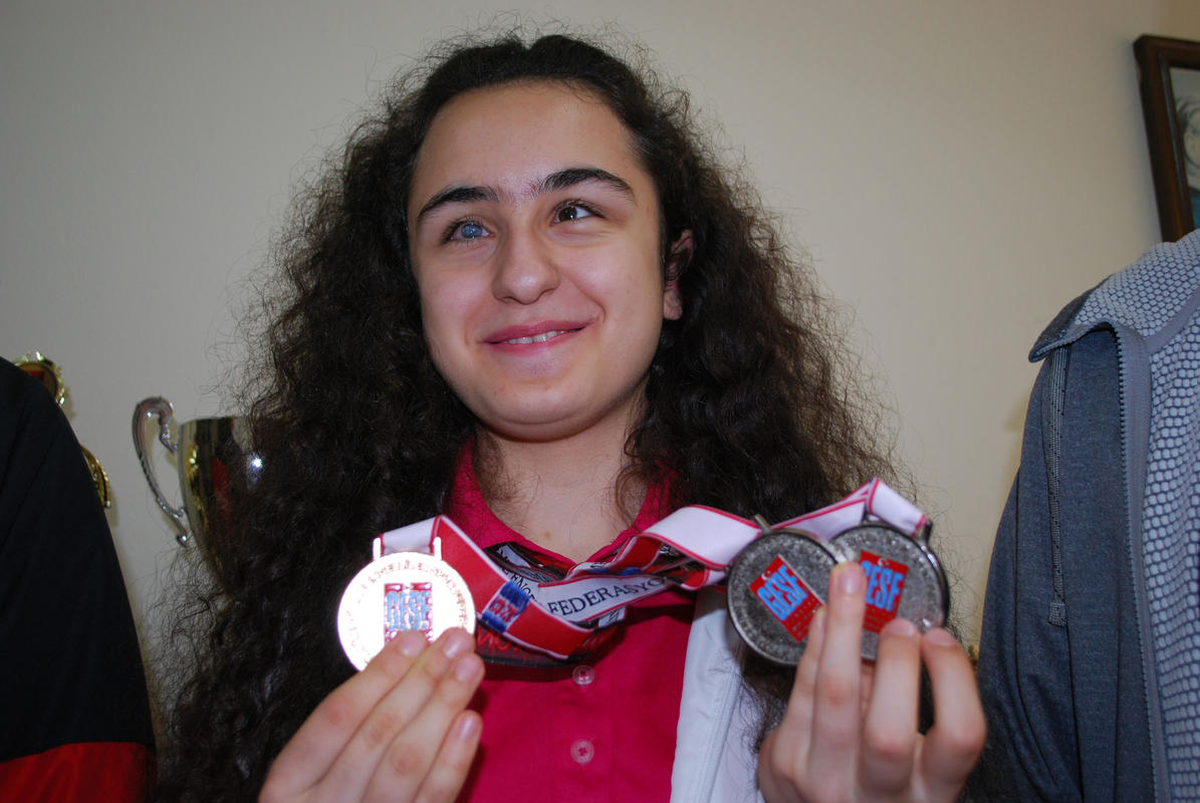 Görme Engelli Sporcunun Madalya Mutluluğu