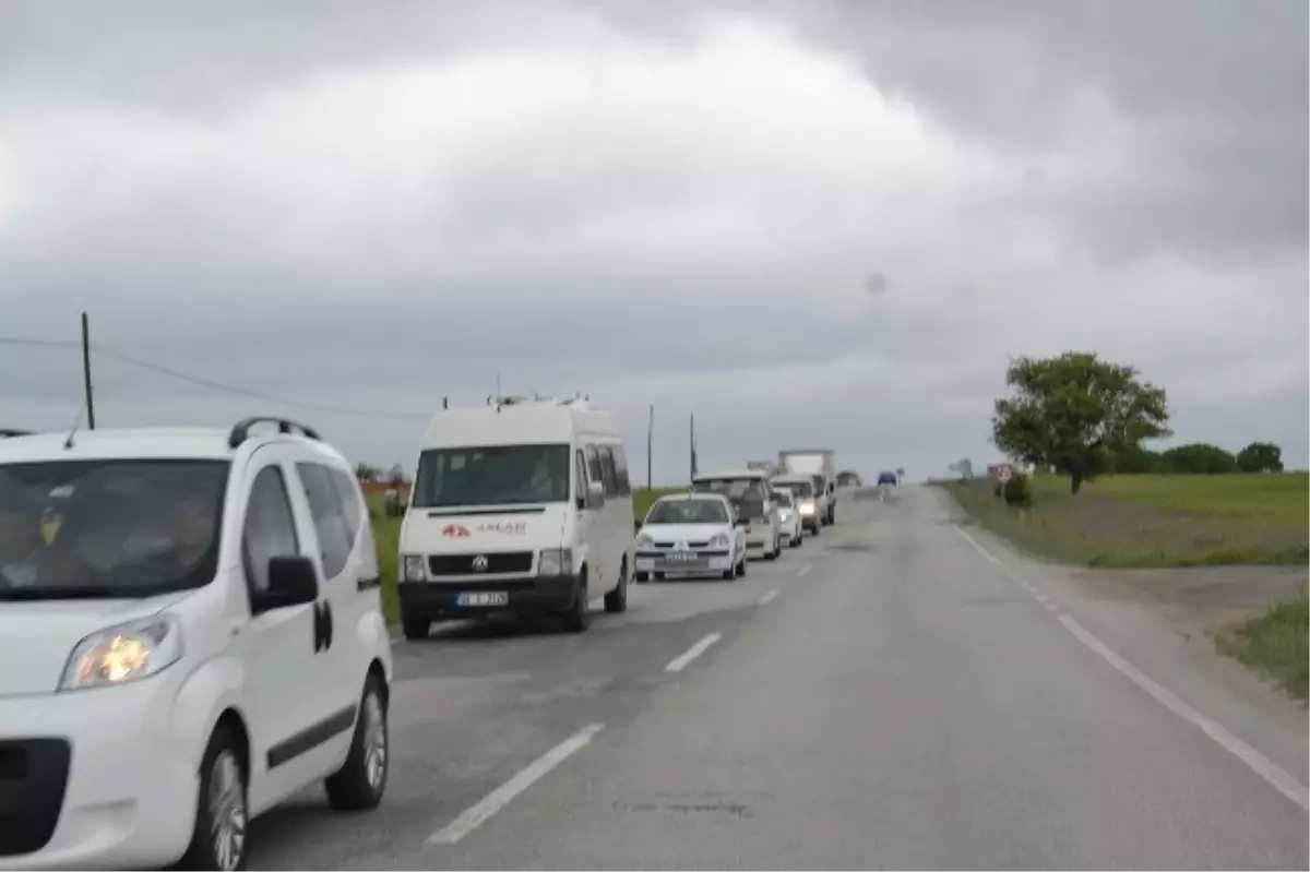 Kaymakam Kuzulu Çevre Yoluna El Attı