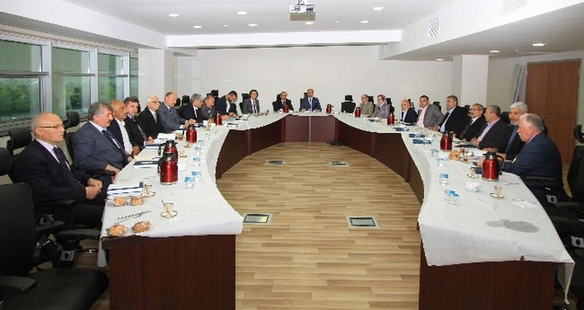 Mahalle Muhtarları İstişare Toplantısında Bir Araya Geldi