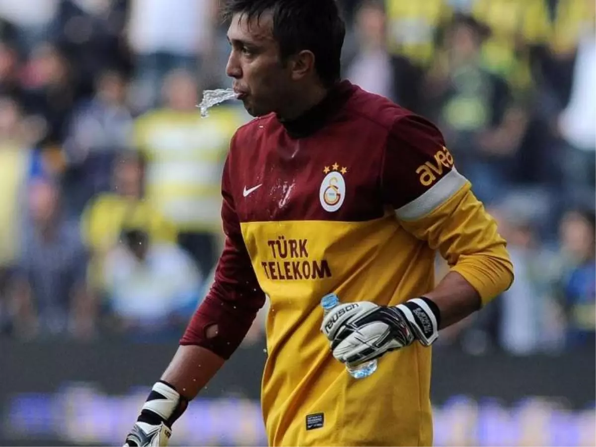 Muslera 5 Yıl Daha Galatasaray\'da