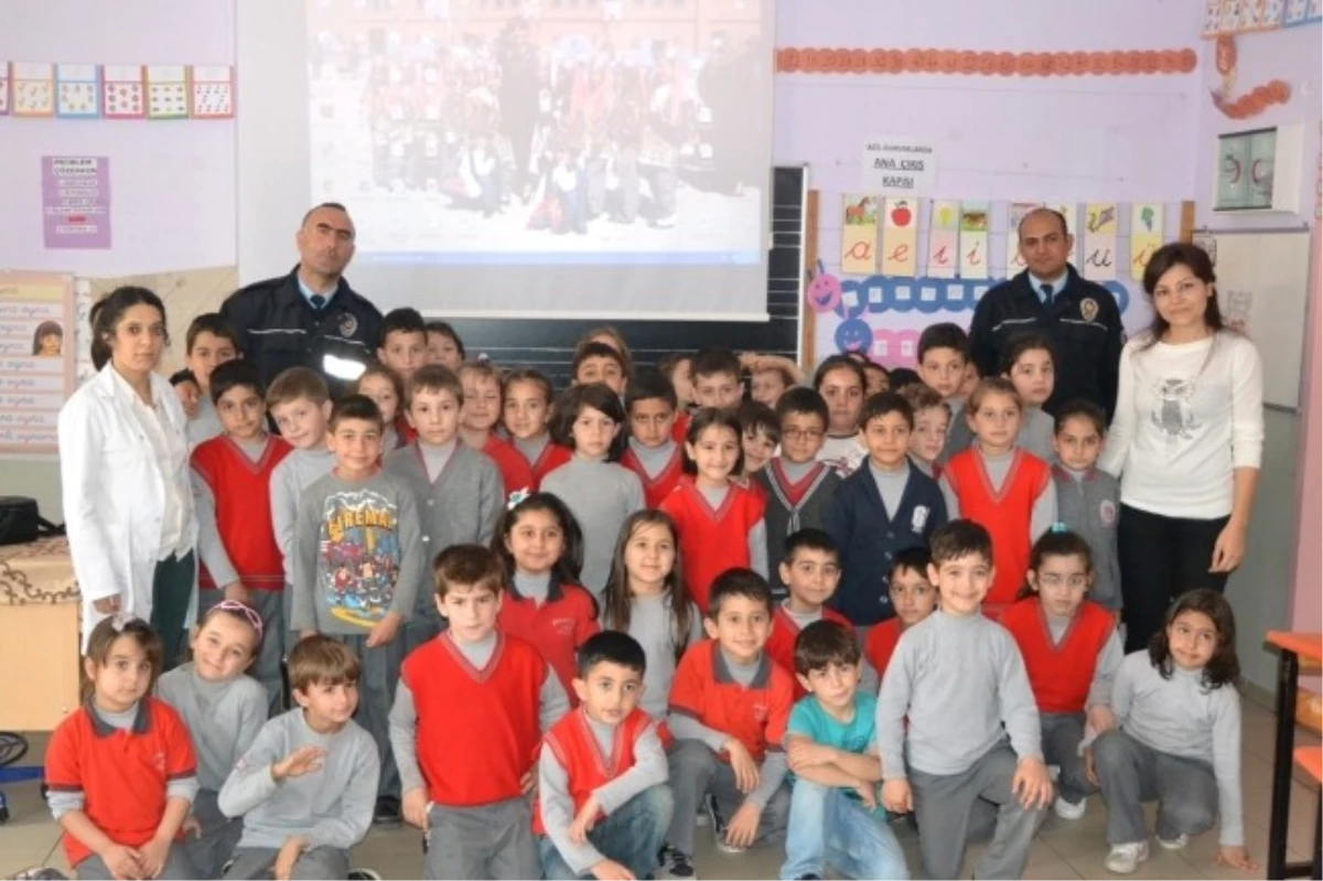 Polis Amcalarından Öğrencilere Trafik Dersi