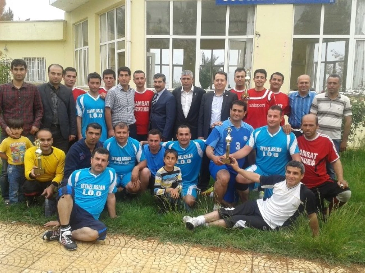 Samsat\'ta Halı Saha Futbol Turnuvası Sonuçlandı