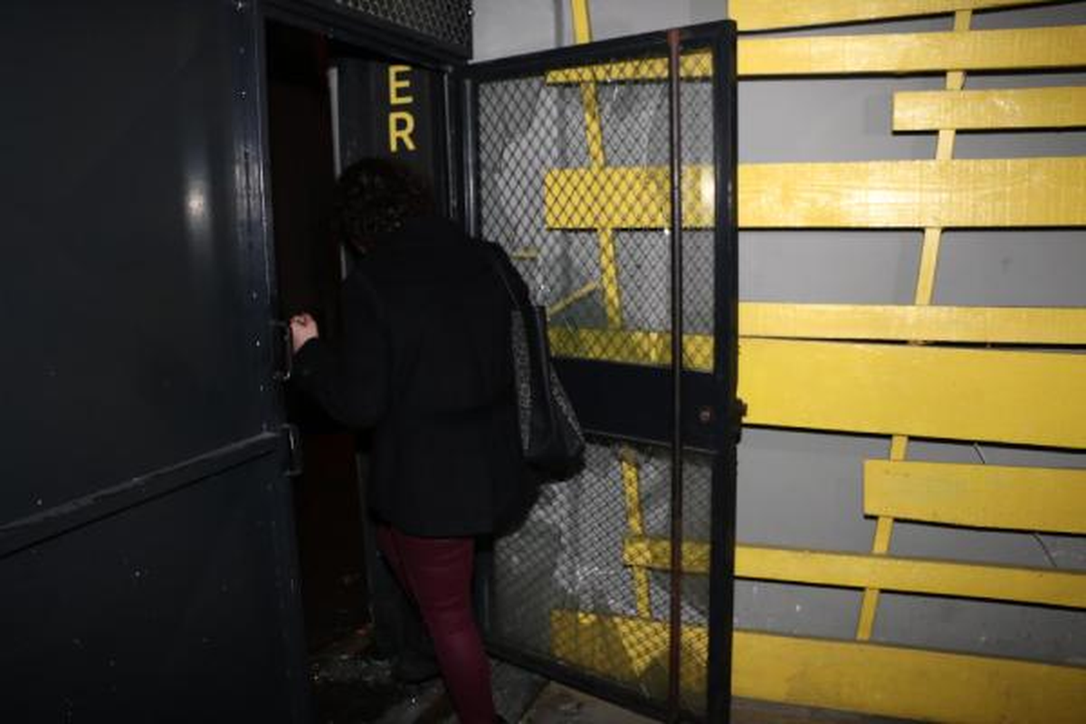 Tophane'de Sanat Galerisine Saldırı