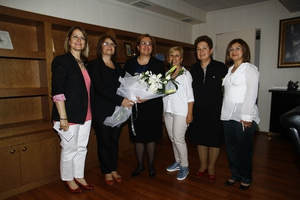 Annelerden Pekdaş\'a Hayırlı Olsun Ziyareti