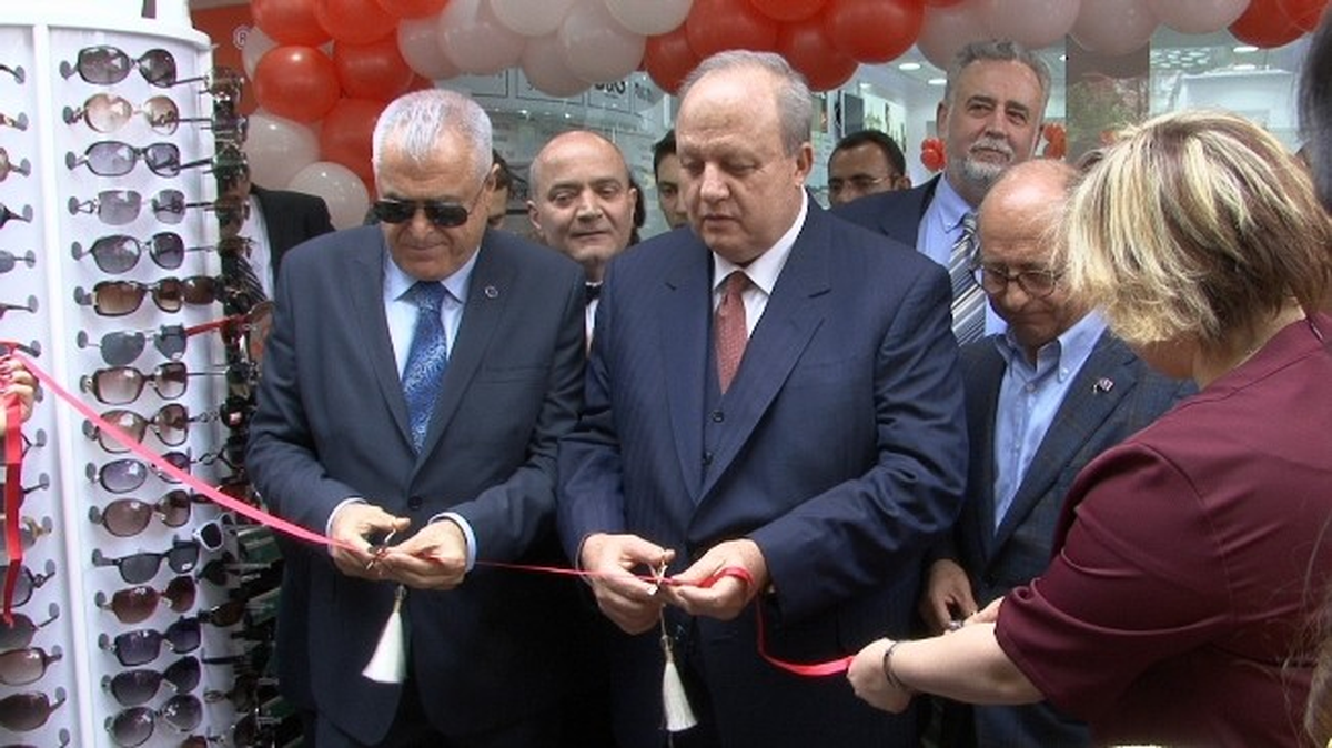 Aso Başkanı Özdebir, Optik Firmasının Açılışına Katıldı
